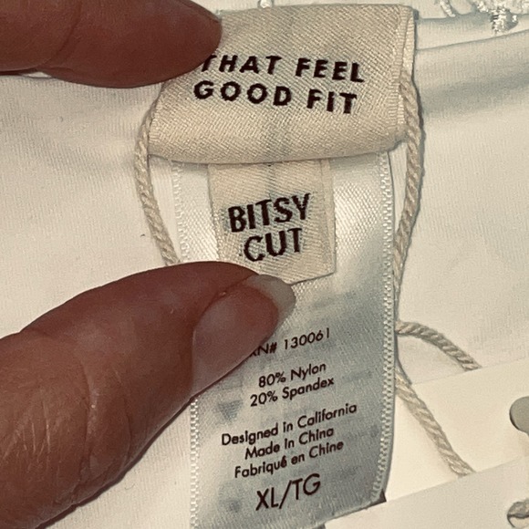 L*Space Marina Eyelet One Piece Swimsuit white XL - Picture 12 of 13